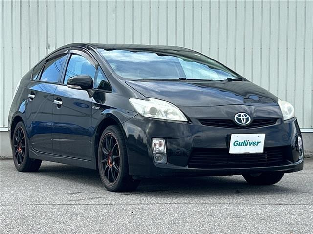 プリウス1.8 L