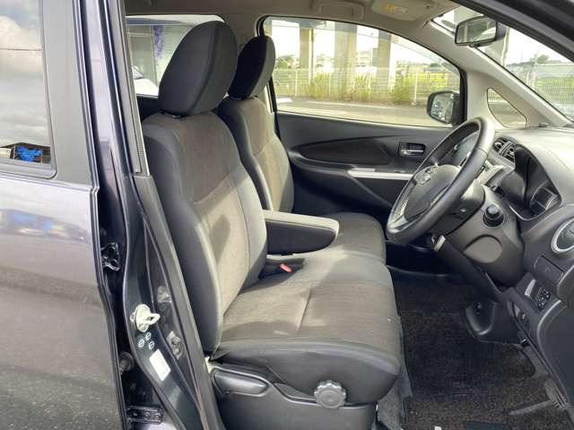 当店ではお車の買取り・下取りも大歓迎です。不要になったお車、どうせ売るならなるべく高くお車を売りたいと思っているお客様!まずは当店にお問い合わせください!