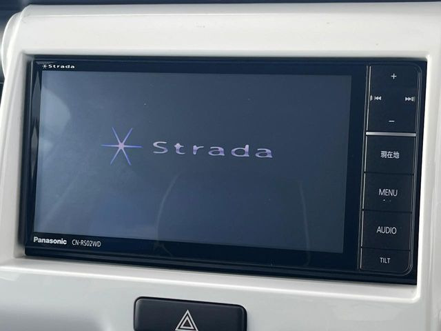 【ナビゲーション】使いやすいナビで目的地までしっかり案内してくれます。各種オーディオ再生機能も充実しており、お車の運転がさらに楽しくなります!!