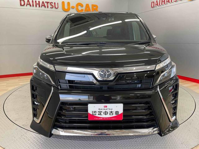 ヴォクシー2.0 ZS 煌III
