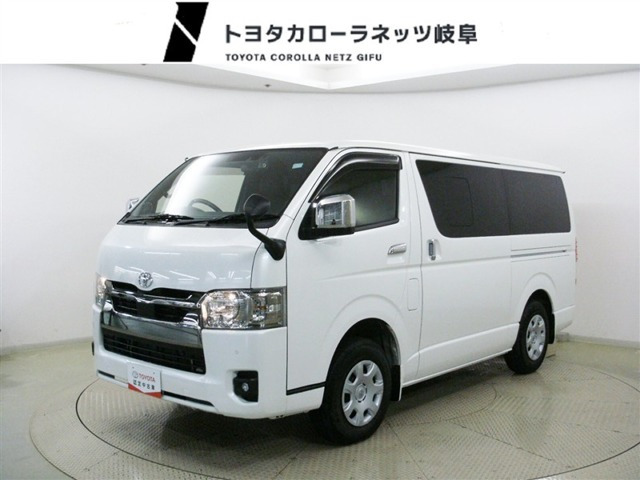ハイエースバン