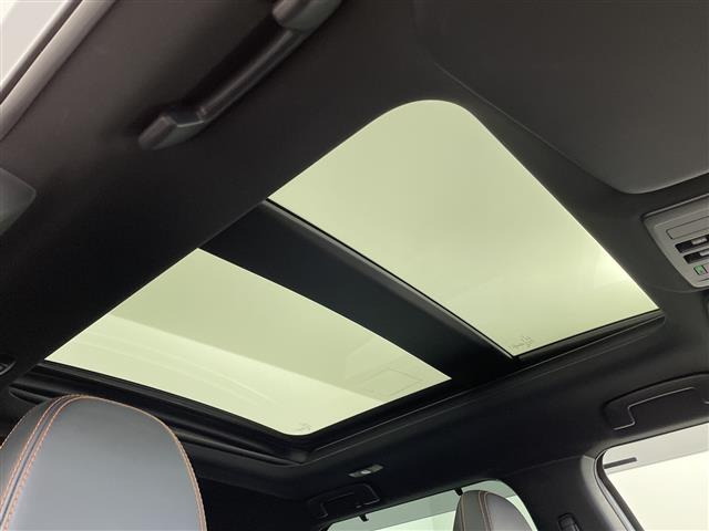 アウトランダーPHEV 2.4 P 4WD