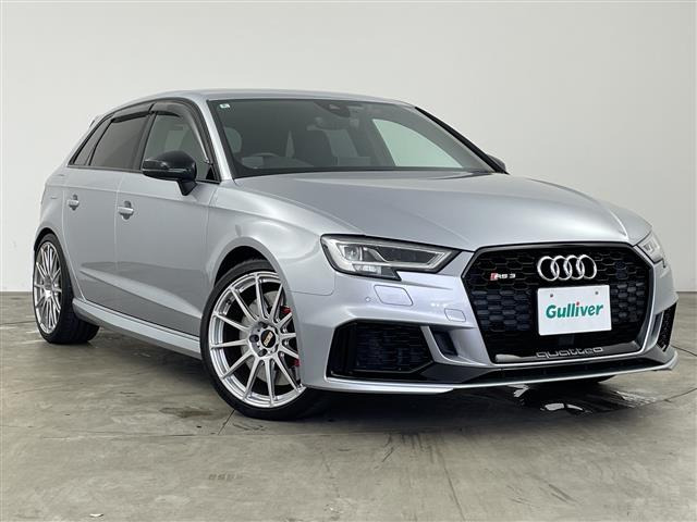 RS3スポーツバック2.5 4WD