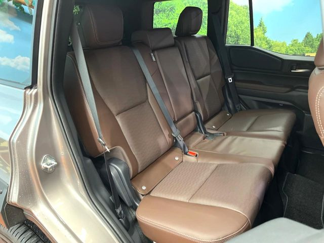 トヨタ ランドクルーザー250 2.8 ZX ディーゼル 4WD 897.8万円 令和6年