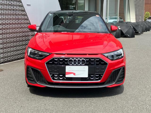 A1スポーツバック25 TFSI Sライン
