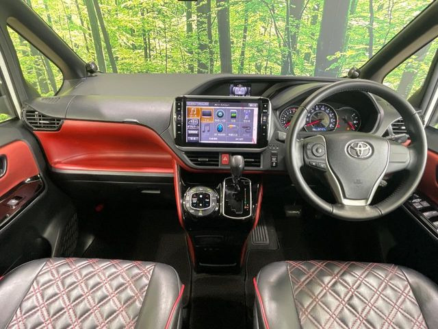 ヴォクシー2.0 ZS