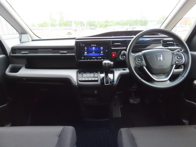 ステップワゴン1.5 スパーダ ホンダ センシング 4WD