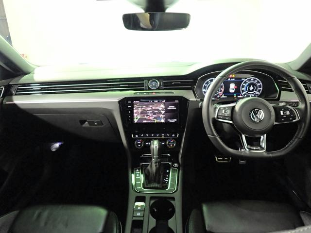 アルテオンTSI 4モーション Rライン アドバンス 4WD