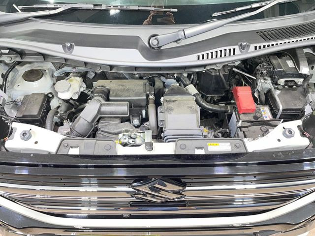 親切・丁寧な専門メカニックスタッフが応対!・車検・点検整備・事故等の修理などアフターサービスも安心。お車のカスタマイズもネクステージのサービススタッフまでご相談ください!