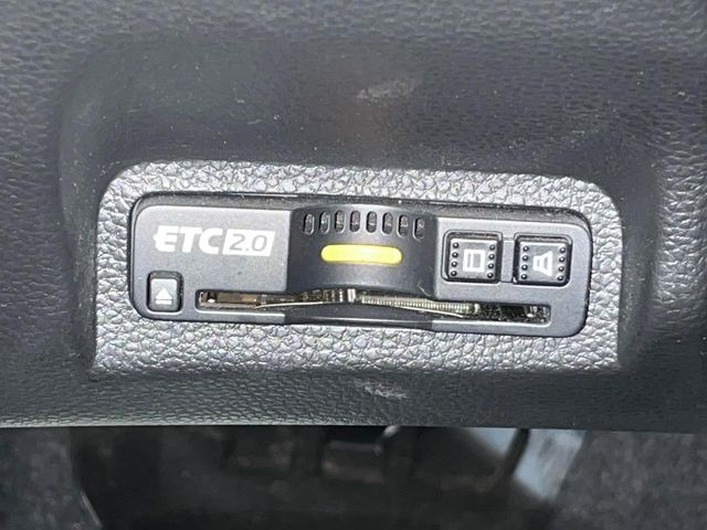 【ETC】高速道路の料金所をストレスなく通過!話題のスポットやサービスエリアに多い「スマートIC」利用時は必須のアイテムです。当店でセットアップを実施、ご納車当日からすぐにご利用いただけます!