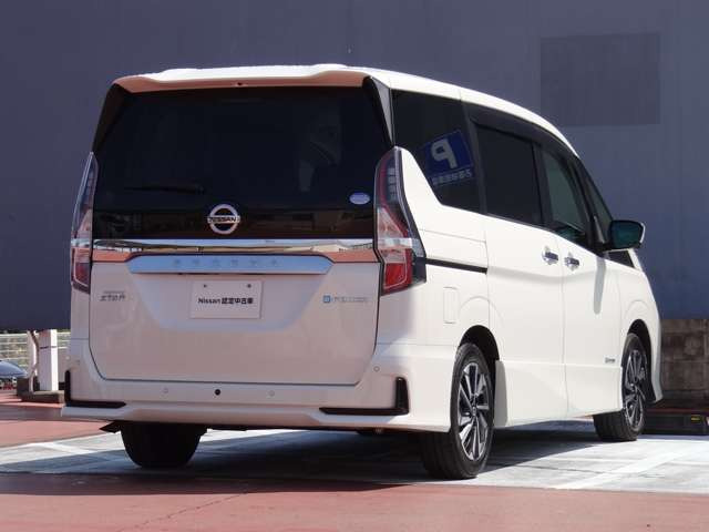 セレナ1.2 e-POWER ハイウェイスターV