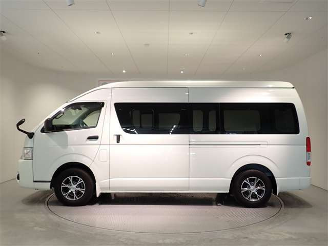 ハイエースバン2.8 DX ワイド スーパーロング ハイルーフ ディーゼル 4WD