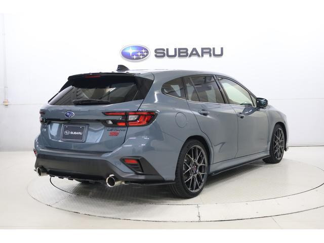 レヴォーグ2.4 STI スポーツ シャープ 4WD
