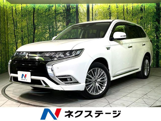 アウトランダーPHEV（三菱）2.4 G プラスパッケージ 4WD 中古車画像