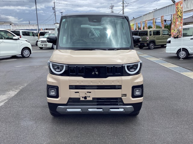 デリカミニT プレミアム 4WD