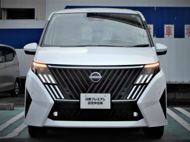 セレナ1.4 e-POWER ハイウェイスターV