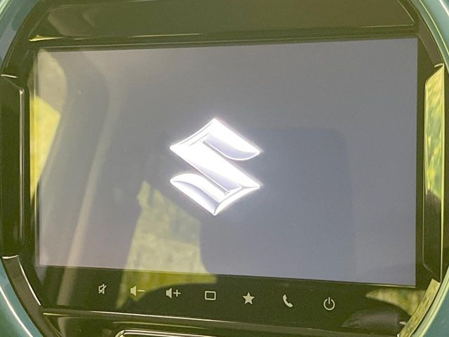 【純正ナビ】人気の純正ナビを装備。オーディオ機能も充実しており、Bluetooth接続すればお持ちのスマホやMP3プレイヤーの音楽を再生可能!毎日の運転がさらに楽しくなります!!