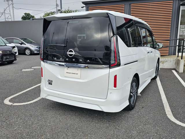 セレナ2.0 ハイウェイスターV