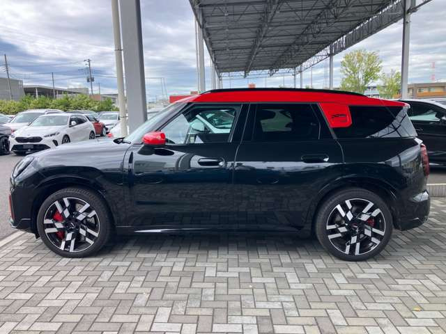 ミニカントリーマンジョン クーパー ワークス ALL4 DCT 4WD
