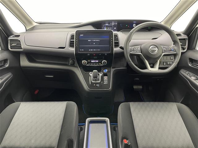 セレナ1.2 e-POWER ハイウェイスターV