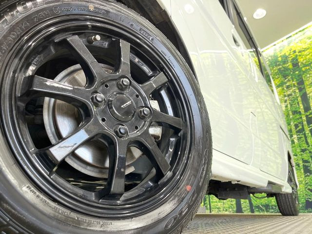 �y14�C���`�A���~�z�C�[���z�O�ςɃ}�b�`�����A���~�z�C�[���𑕒����Ă���܂��B�e��A���~�z�C�[����A�X�^�b�h���X�^�C�����戵�����Ă���܂��B���񂲑��k����������