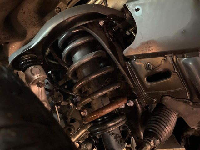 Camera 足 トヨタ ランドクルーザー250 2.8 ZX ディーゼル 4WD 907.8万円 令和6年
