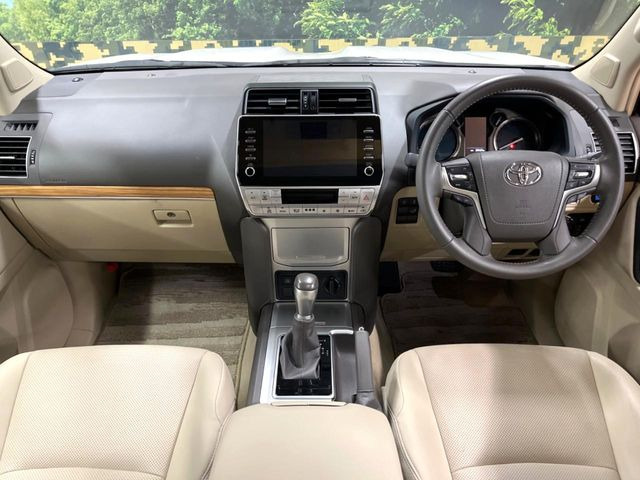 ランドクルーザープラド2.8 TX Lパッケージ ブラックエディション ディーゼル 4WD