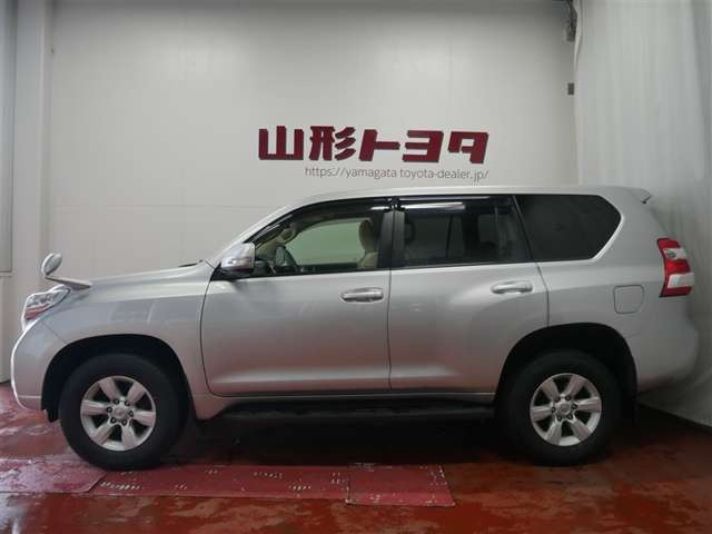 ランドクルーザープラド2.8 TX ディーゼル 4WD