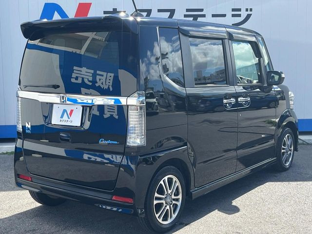 ☆全国のネクステージからお取り寄せが可能※!遠方の店舗に展示してあるクルマが気になる場合も、最寄りの店舗でご覧いただくことが可能です!是非私たちに要望をお聞かせください!※別途費用