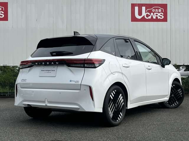 ノートオーラ1.2 G FOUR 4WD