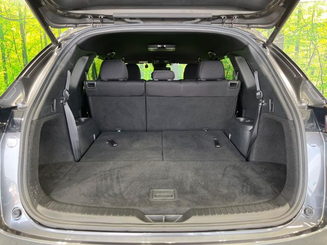 【パワーバックドア】スマートキーや運転席のボタンを押すだけでリアゲートが自動で開閉します!荷物を持っている時や、高い位置にあるバックドアを閉める際に便利な機能です♪