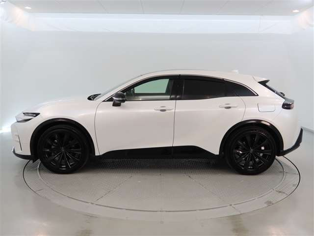クラウンスポーツ2.5 Z E-Four 4WD