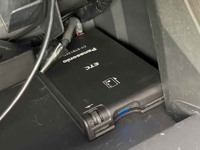 【ETC】高速道路の料金所をストレスなく通過!話題のスポットやサービスエリアに多い「スマートIC」利用時は必須のアイテムです。当店でセットアップを実施、ご納車当日からすぐにご利用いただけます!