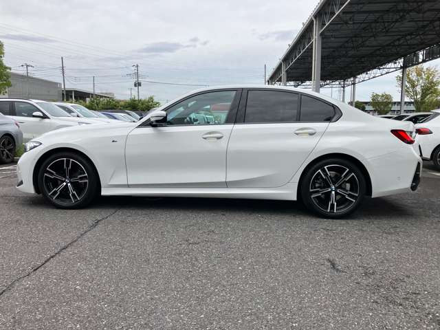 3シリーズセダン320i Mスポーツ