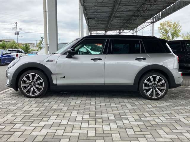 ミニクラブマンクーパー S オール4 プレミアムプラスパッケージ 4WD