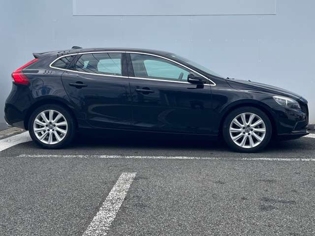 V40T4 SE