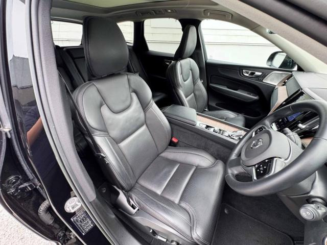 XC60リチャージ アルティメット T6 AWD PHEV 4WD