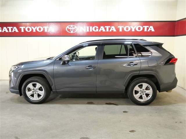 RAV42.5 ハイブリッド X E-Four 4WD