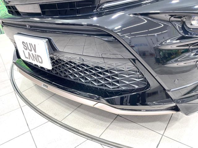 クラウンスポーツ2.5 Z E-Four 4WD