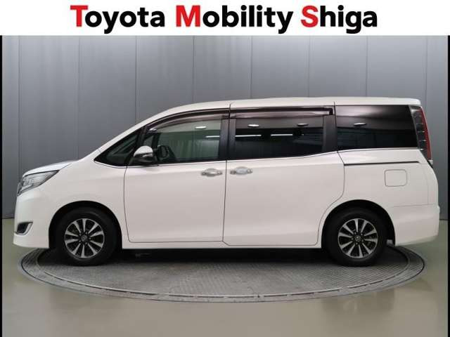エスクァイア2.0 Gi プレミアムパッケージ