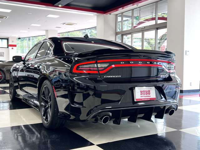 チャージャーSRT ヘルキャット
