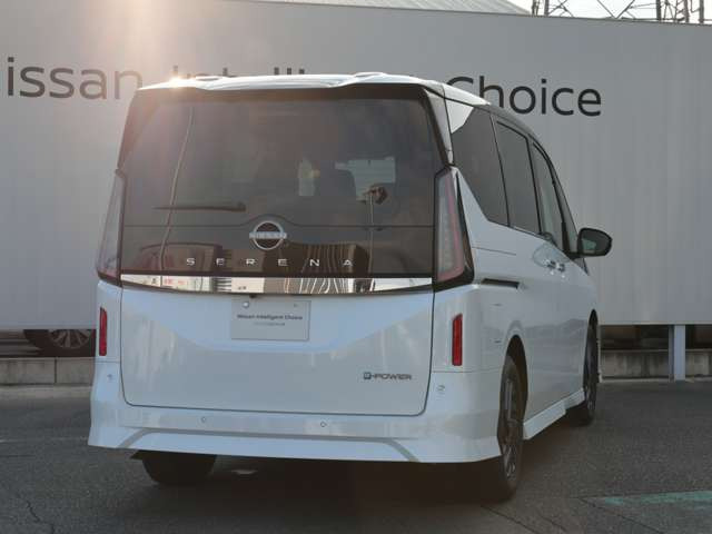 セレナ1.4 e-POWER ハイウェイスターV