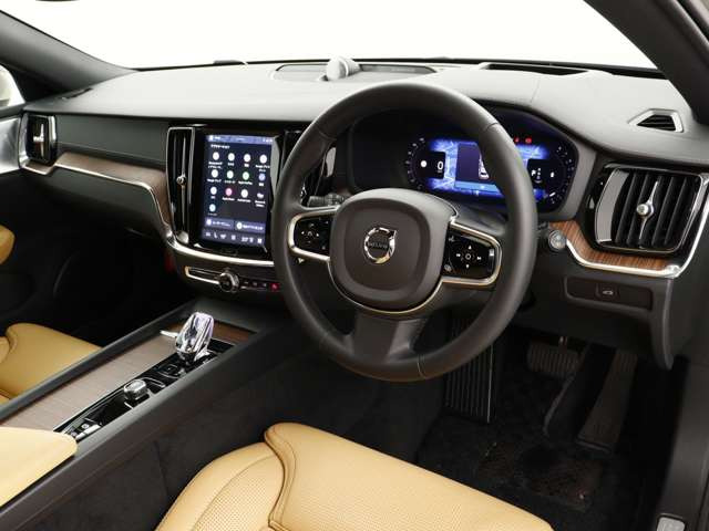 V60クロスカントリーアルティメット B5 AWD 4WD