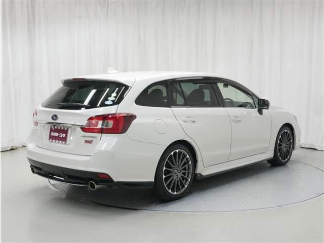 レヴォーグ1.6 STI スポーツ アイサイト 4WD