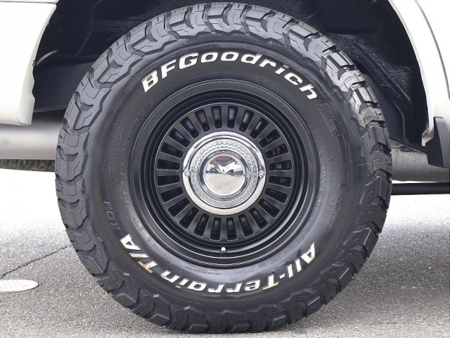 ランドクルーザー1004.7 VXリミテッド 4WD