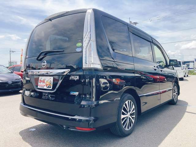 お車のご購入からオイル交換・整備・車検・任意保険・修理・鈑金何でもお任せ下さい!親切・丁寧にご対応致します♪