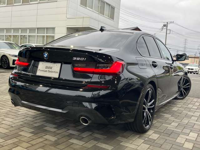 3シリーズセダン320i Mスポーツ