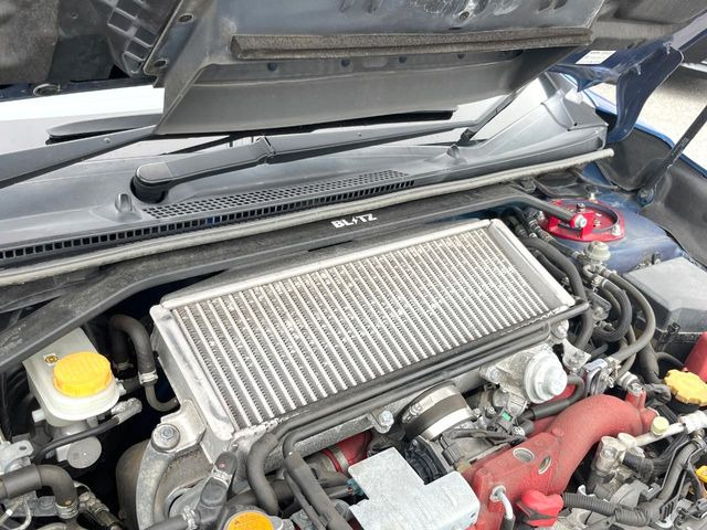 【タワーバー】お車の剛性を高めるタワーバーを装備。よりスムーズなコーナリング走行が可能となり、走りも楽しめます。