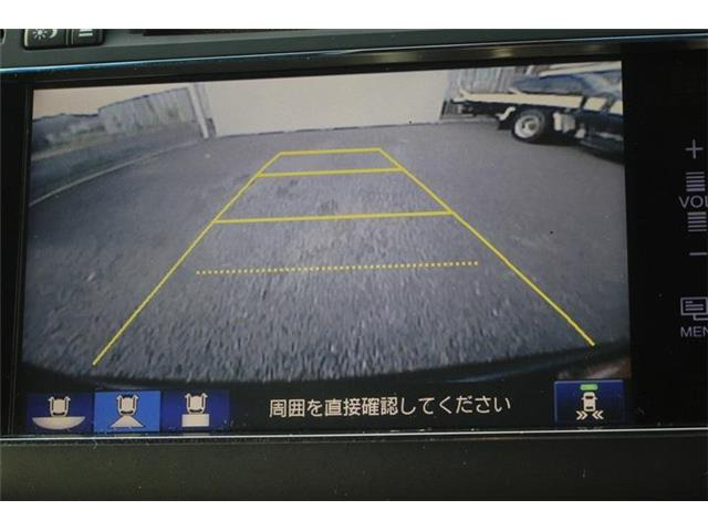 大好評のボディコーティング「ハイモースコート」もご納車までに施工可能。雨染みや線傷など中古車だからと諦めていませんか?ピカピカの状態でお乗り出しいただけます。