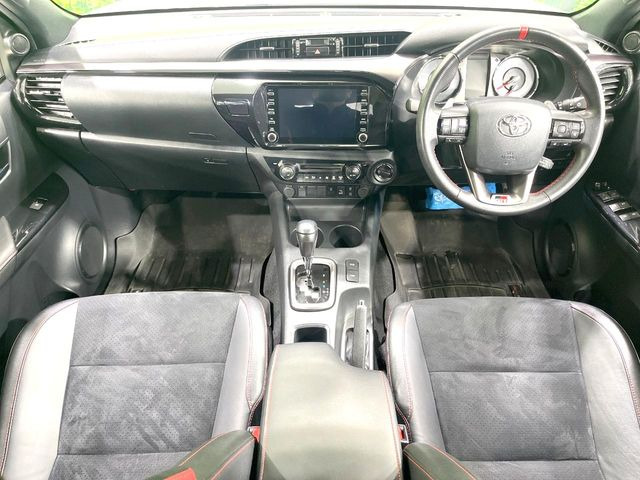 ハイラックス2.4 Z GRスポーツ ディーゼル 4WD